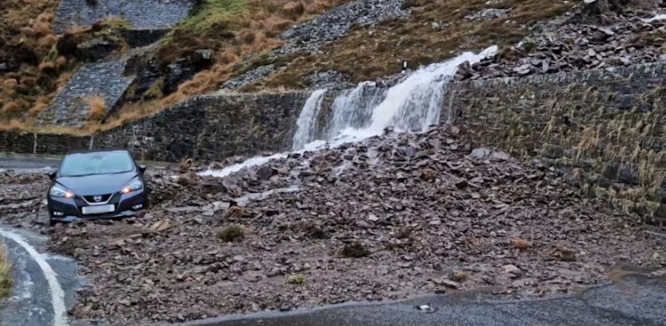 A landslip at Bwlch-y-Clawdd, Nantymoel