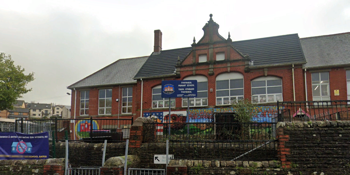 Valley primary schools to share headteacher, merge governing bodies